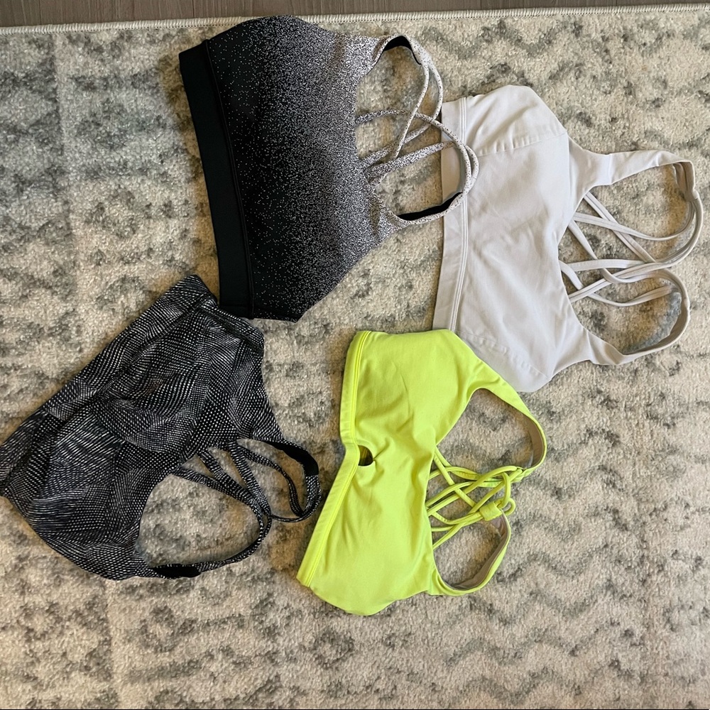 Lululemon sports bra